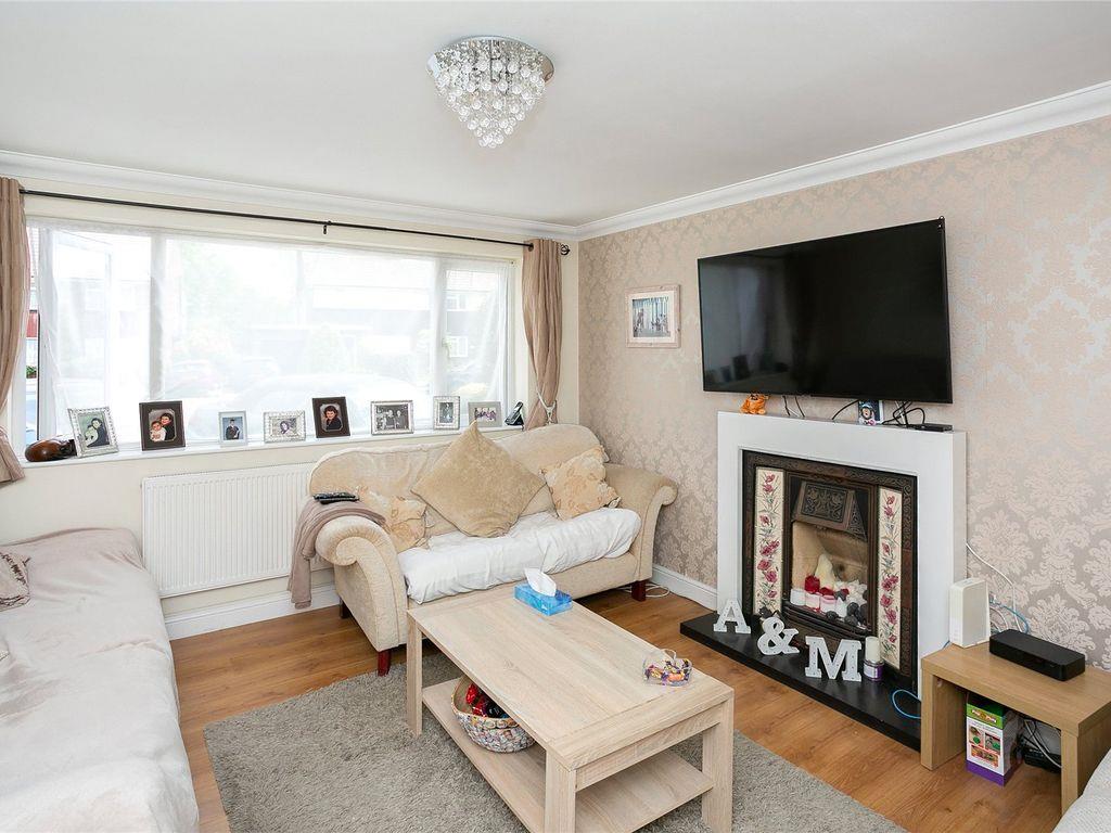 Farm Way, Bushey
